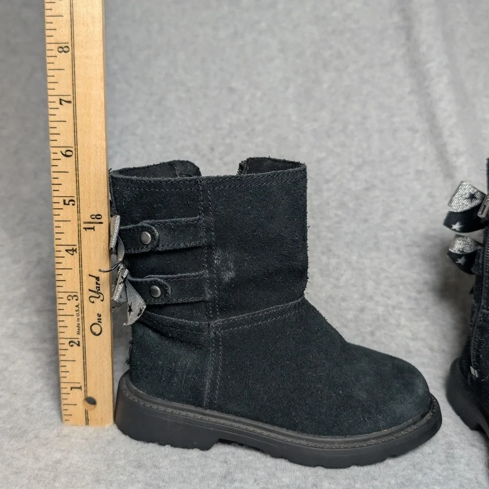 UGG Boots Toddler 8 Black Zip Silver Star Bow